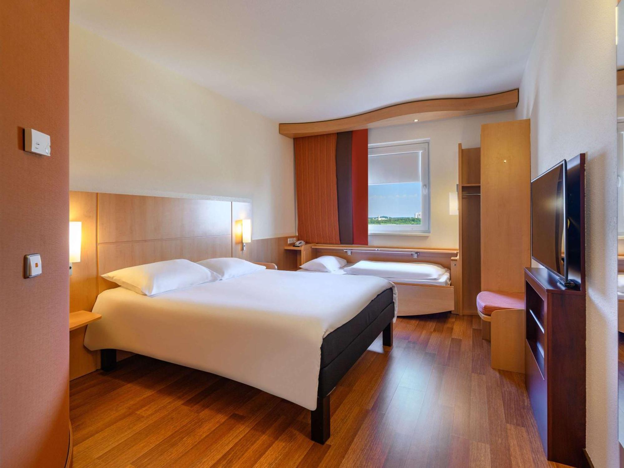 Ibis Stuttgart Airport Messe Hotel Leinfelden-Echterdingen Exterior foto